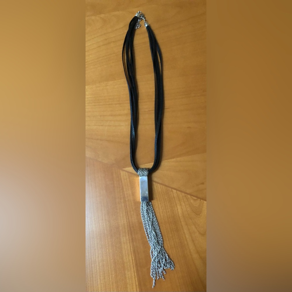 Rope and silver tone necklace